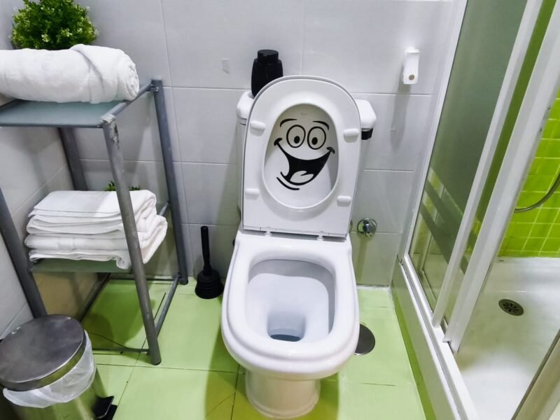 Habitación 7 – Estudio privado con baño y cocina