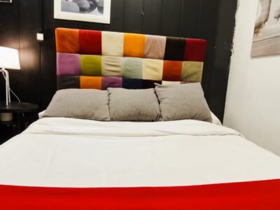 Habitación 4 – Cama de matrimonio en piso compartido