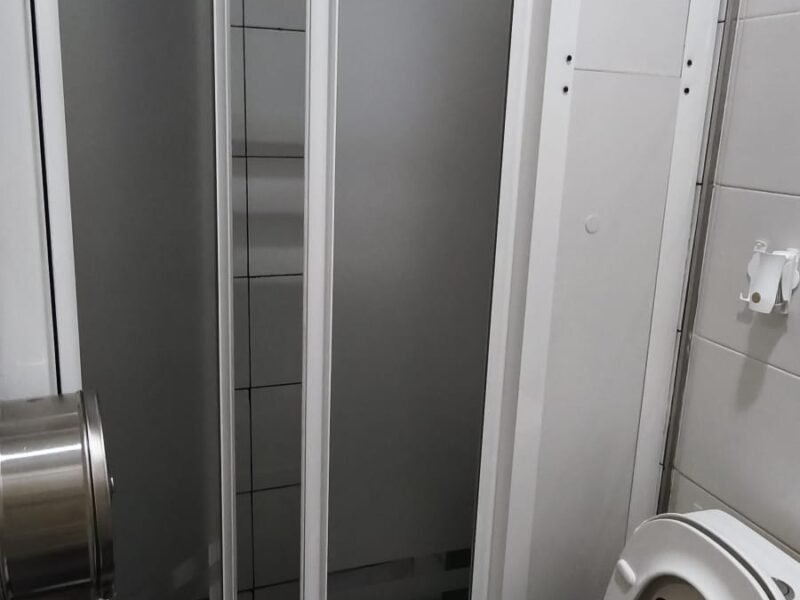 Habitación 4 – Cama de matrimonio en piso compartido